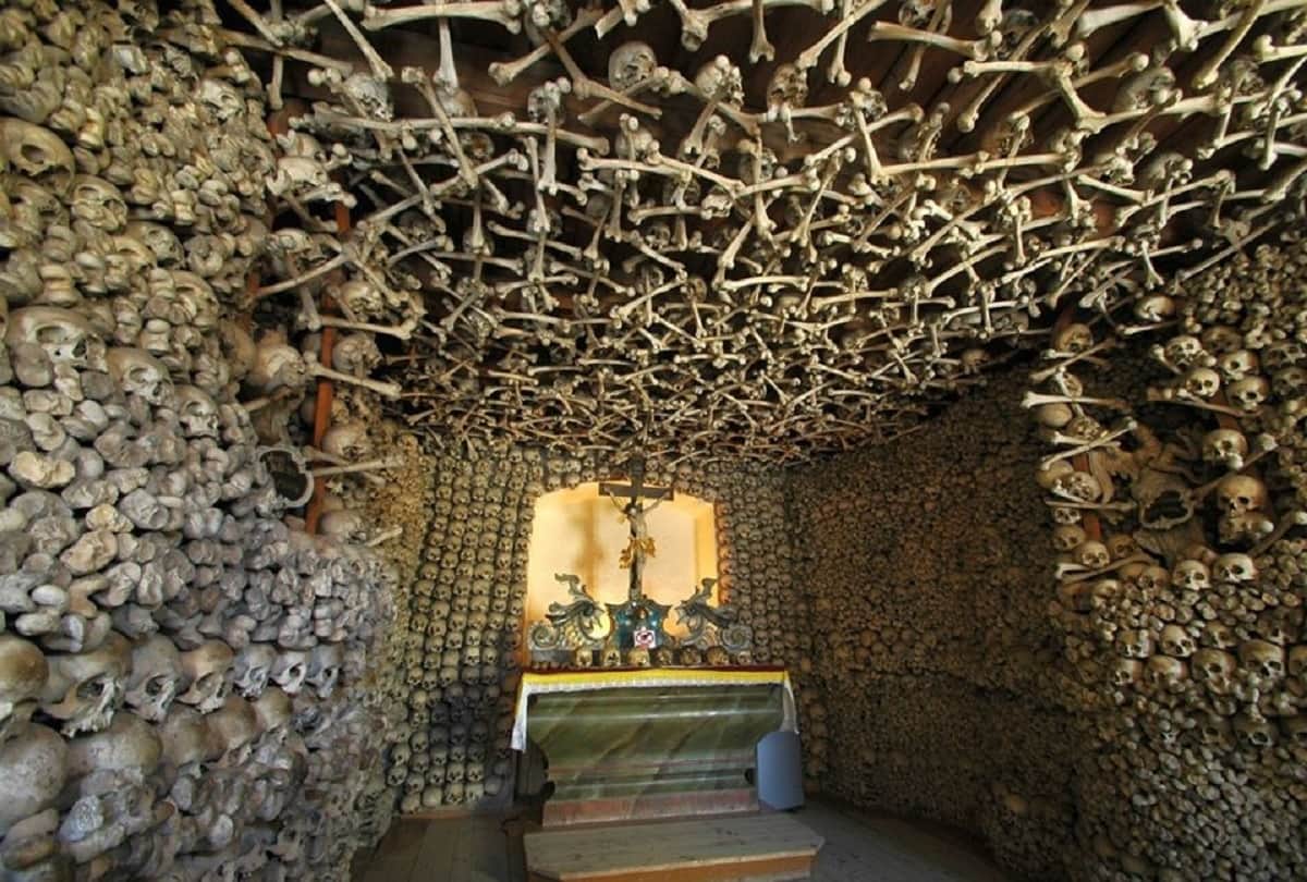Sedlec Ossuary The church of Bones adorned with 70 thousand human skeletons