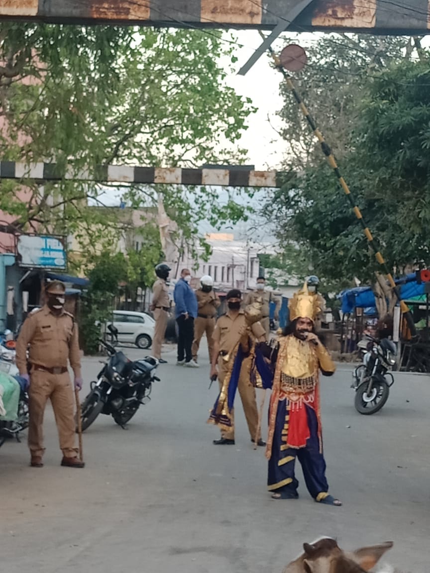 coronavirus in uttarakhand latest news : haridwar police become yamraj for awaerness
