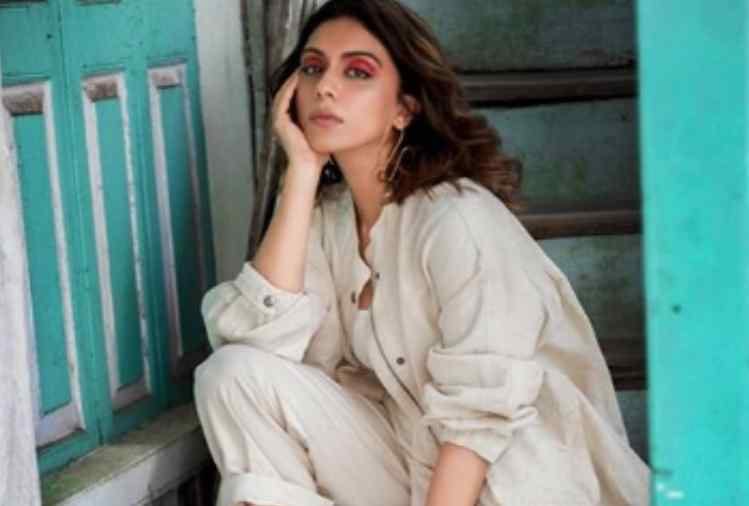 karim morani daughter zoa morani admitted to kokilaben hospital after shaza corona positive