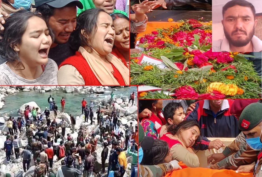 Martyr devendra singh Funeral after Died in jammu kashmir kupwara, All village Crying, Photos