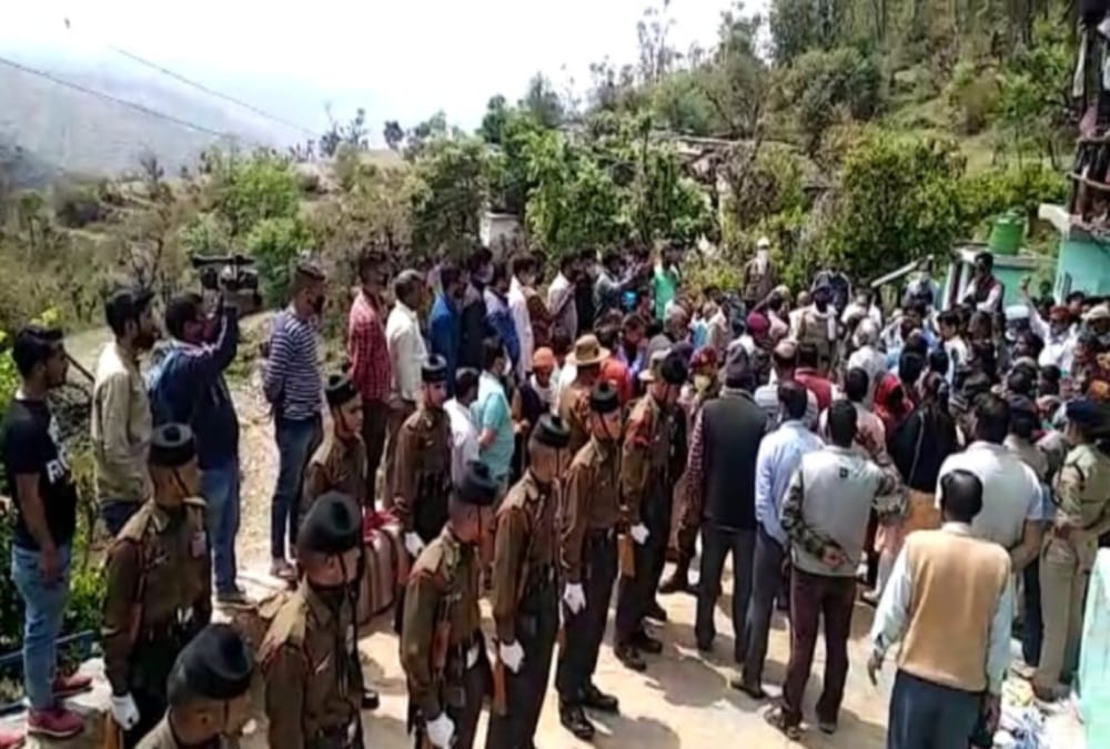 Martyr Amit Anthwal Father Feel proud on Son Funeral Funeral in pauri, He was in Balakot Air Strike, only Brother of two sisters