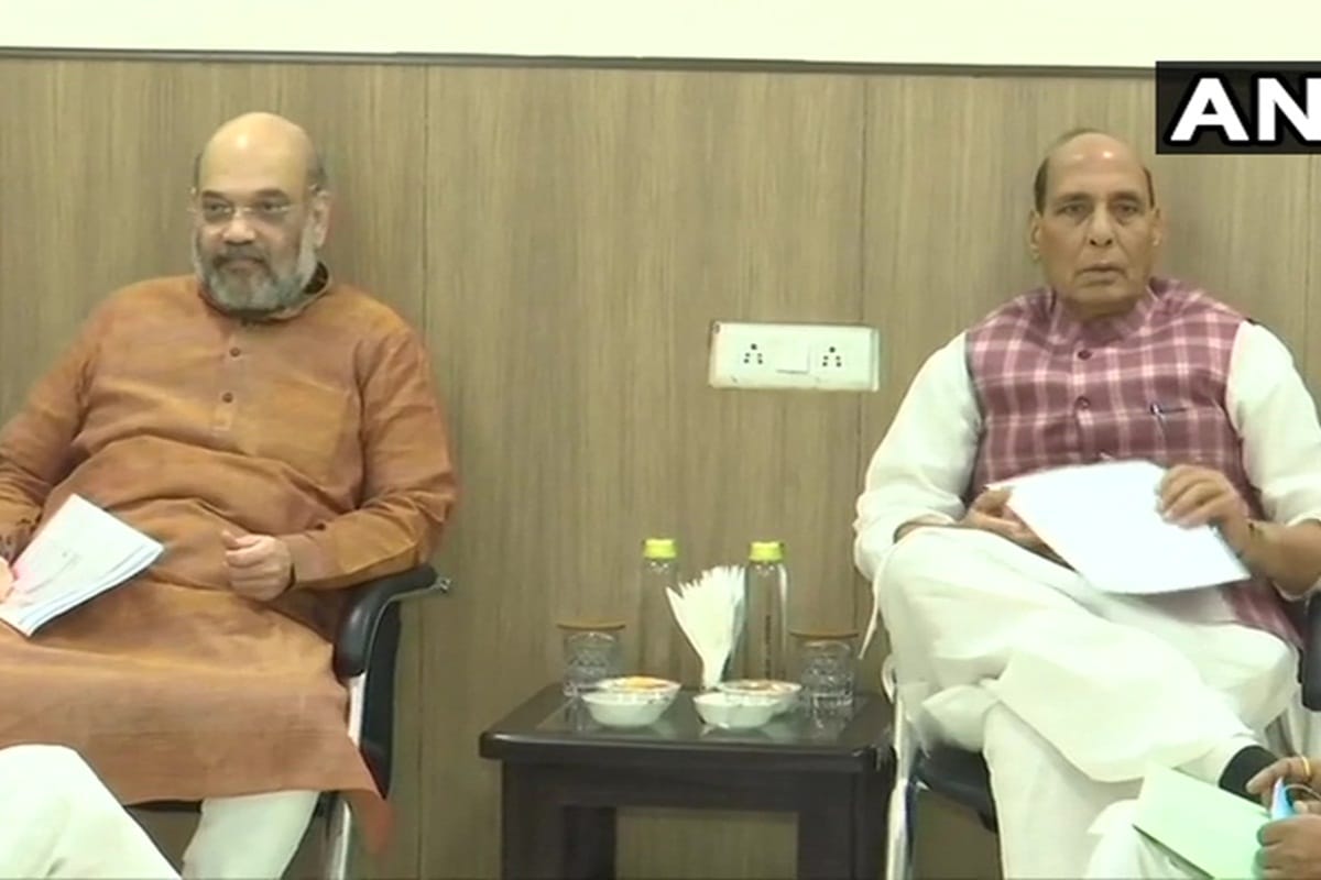 lockdown Rajnath Singh amit shah chairs meeting of Group of Ministers on covid19