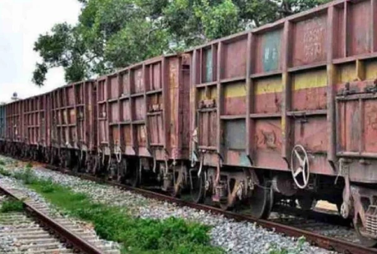 30 trains will be shifted in charbagh railway station.