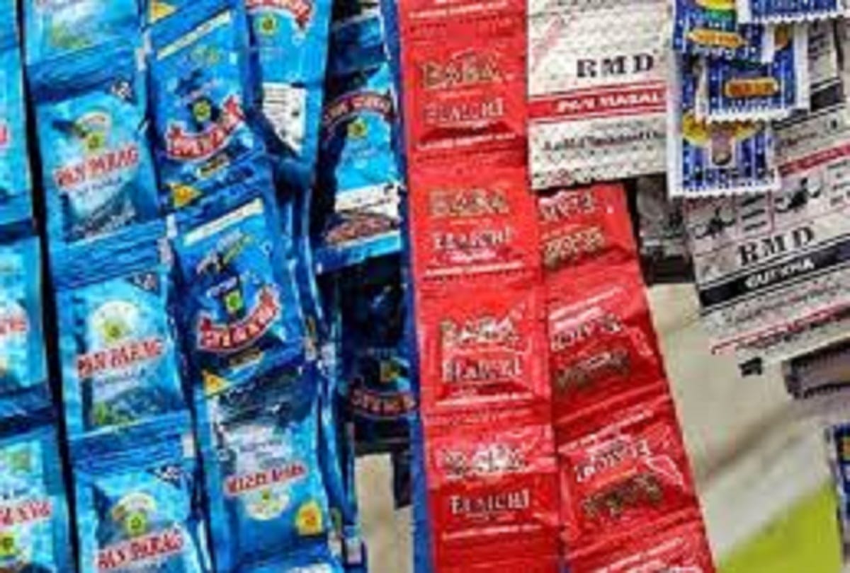 Lockdowns breaking for pan masala and cigarettes, half the people roaming the street looking for drugs