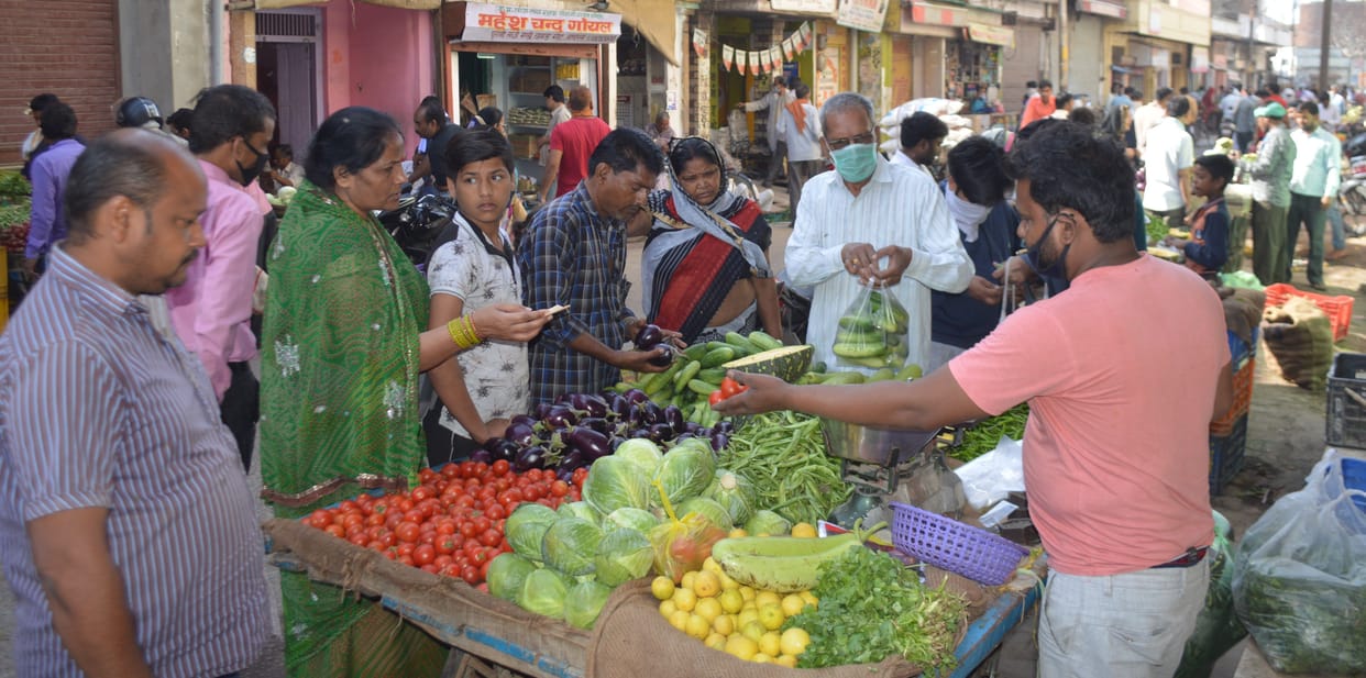 Hathras: Movement in the market in the morning, followed by silence