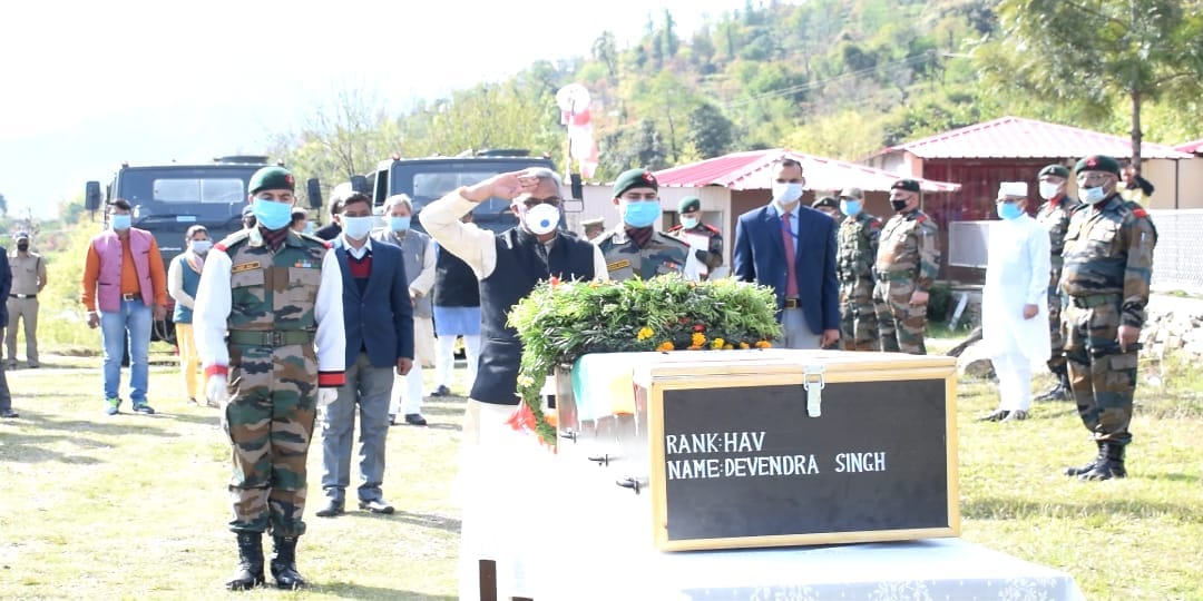 uttarakhand army soldier devendra singh martyr in jammu kashmir kupwara