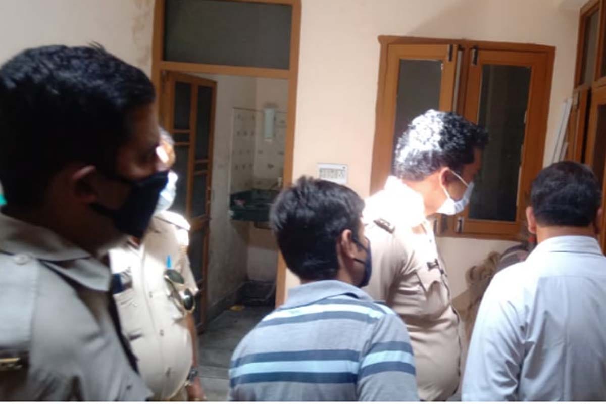 Man suicide in Ganganagar Meerut, dead body found hanging in his room