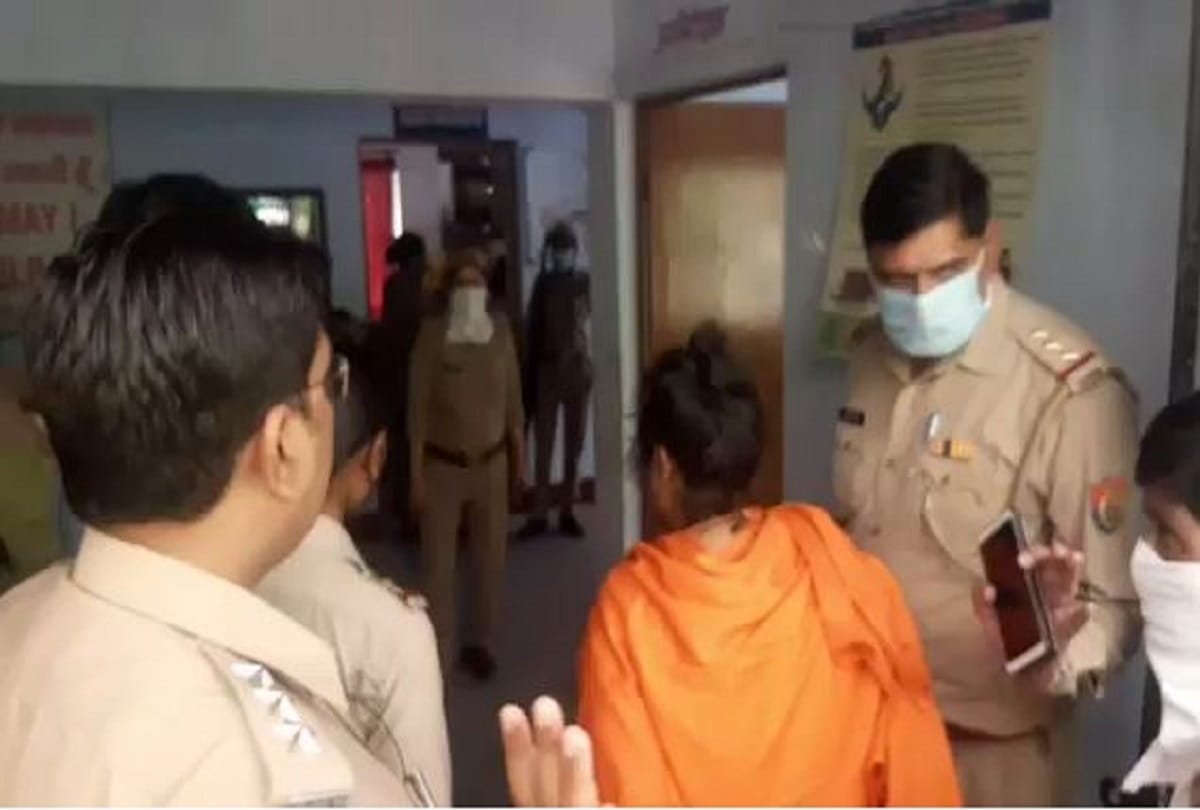 Aligarh police arrests Akhil Bhartiya Hindu Mahasabha secretary for disputed comment on tablighi Jamaat