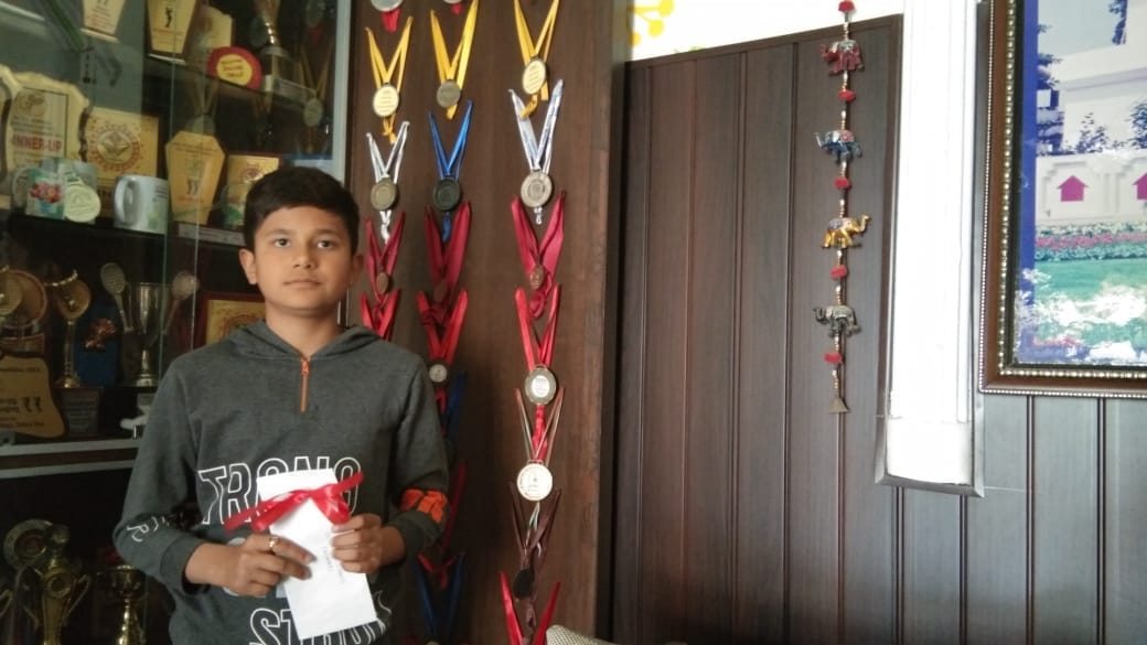 Coronavirus in Uttarakhand: 12 year old badminton player wants to donate money in PM care fund