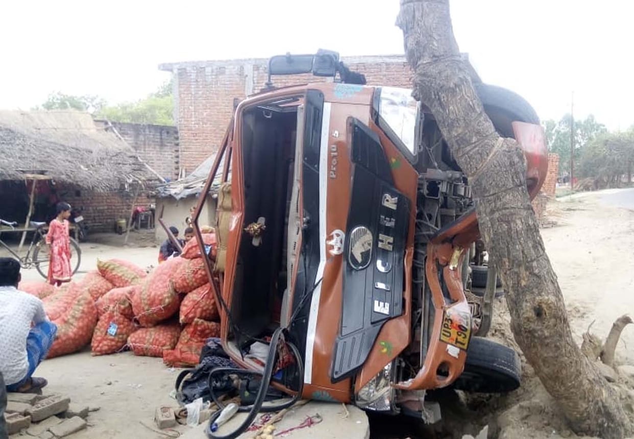 DCM uncontrolled in hardoi, Three injured