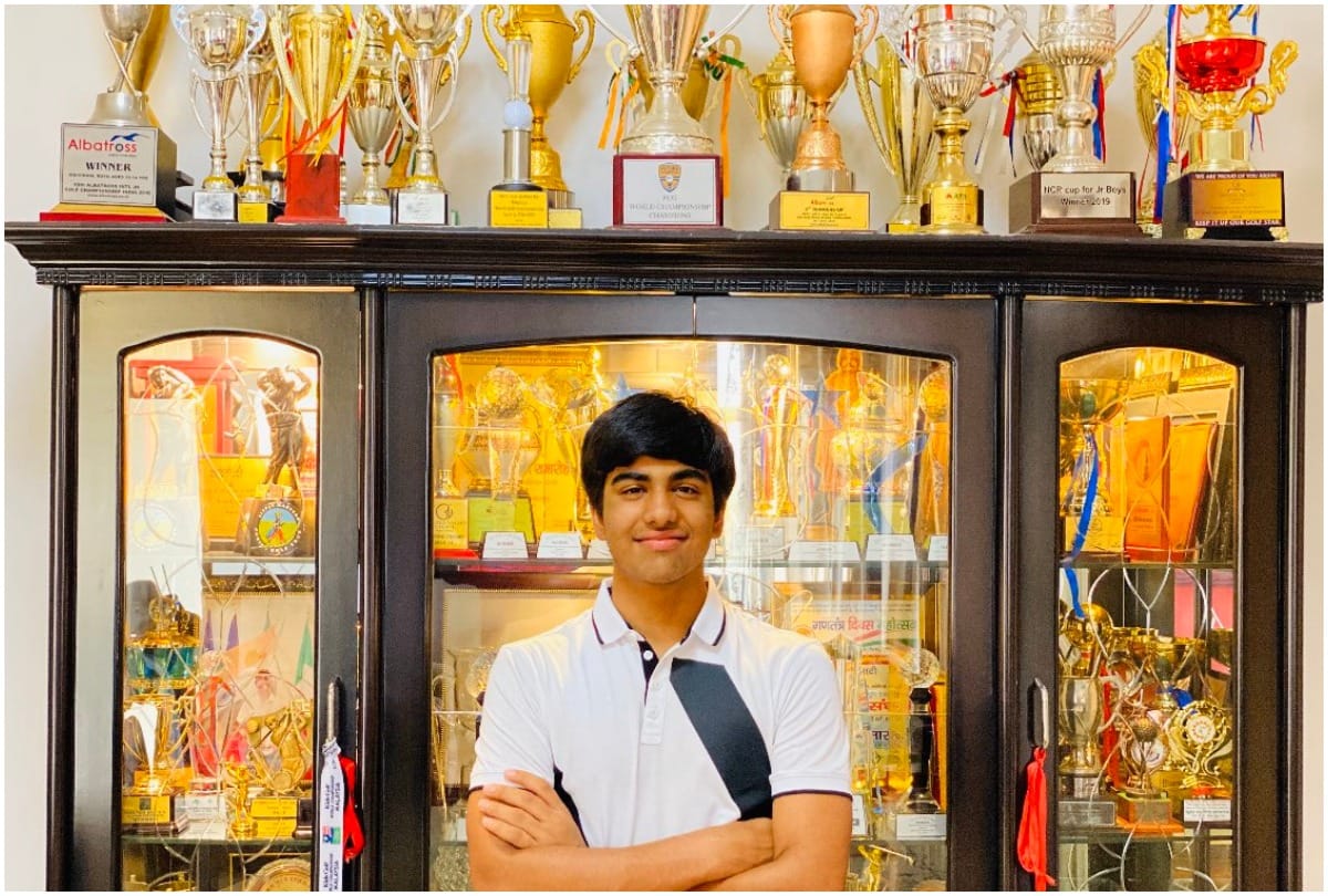 15-year-old golfer Arjun Bhati sells his torn shoes for Rs 3.3 lakh, donates money for Covid-19 relief works