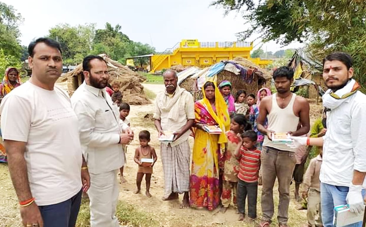 SSC Group, in collaboration with Amar Ujala, provided food to the needy