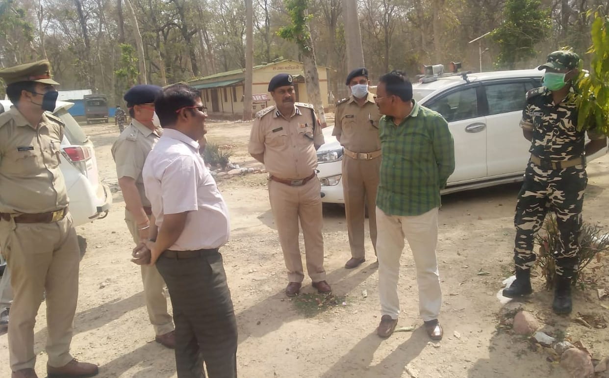 commissioner and DIG inspected Nepal border Quarantine Center