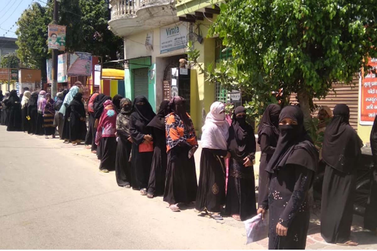 Lockdown update west up news: people are not following Lockdown in many district of western UP
