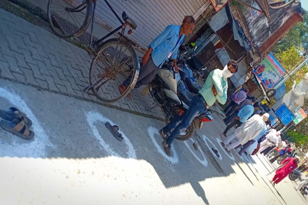 Lockdown update west up news: people are not following Lockdown in many district of western UP