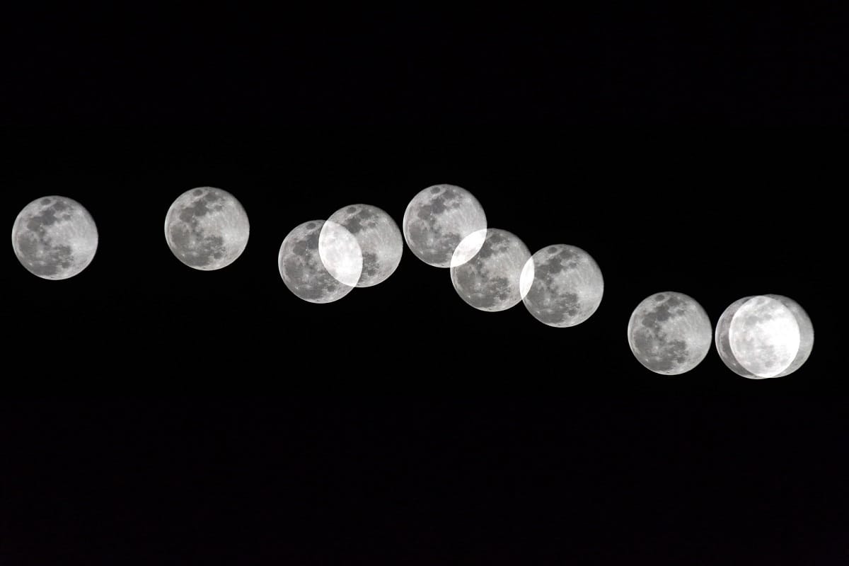 Super Pink Moon : Pictures of the biggest full moon of the year 2020