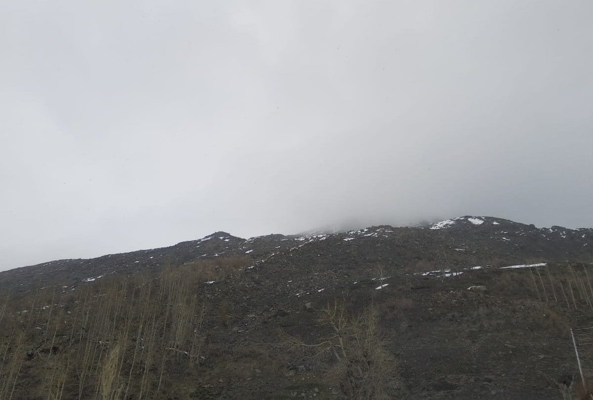 fresh snowfall in rohtang lahaul spiti and rain in shimla and kullu