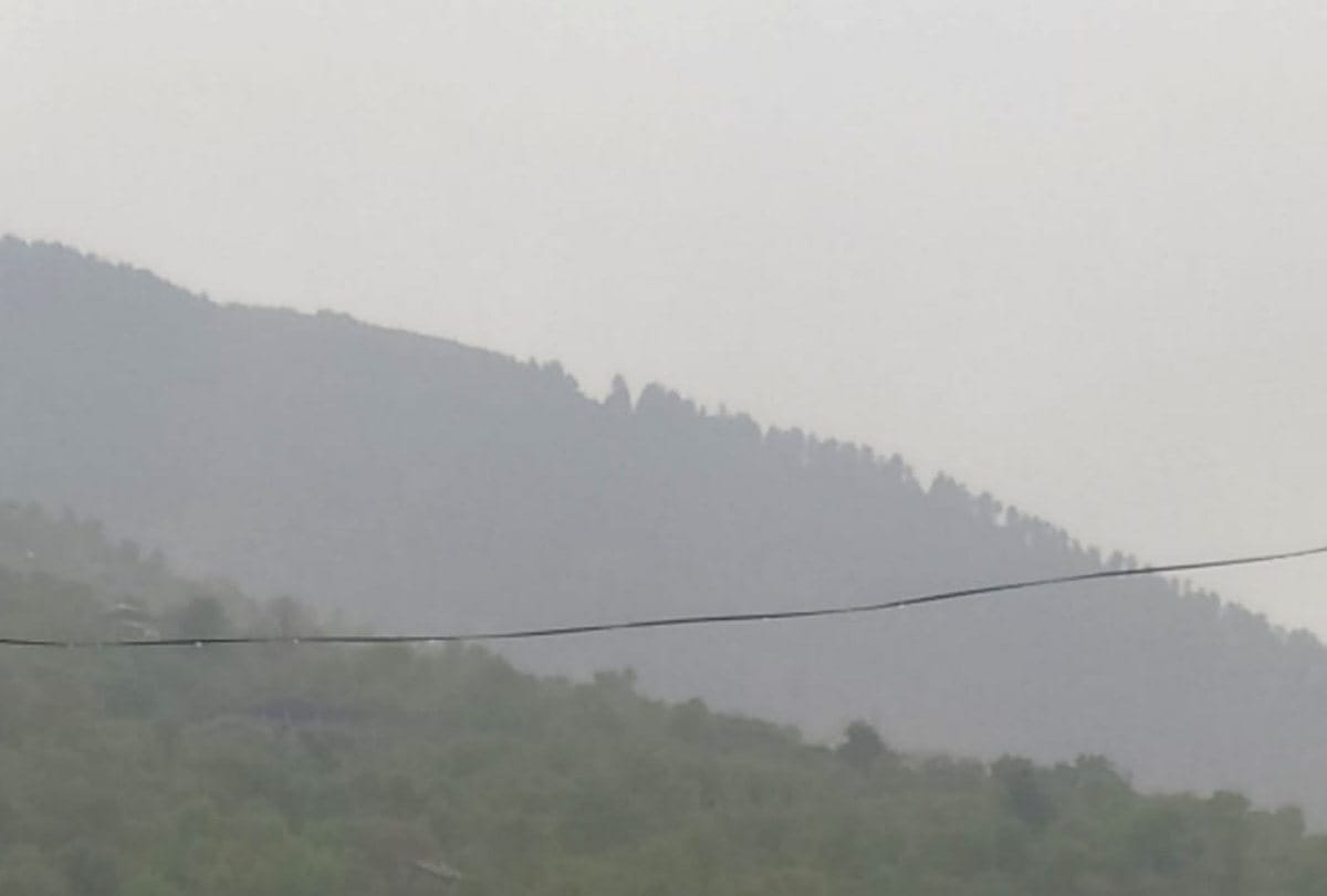 fresh snowfall in rohtang lahaul spiti and rain in shimla and kullu
