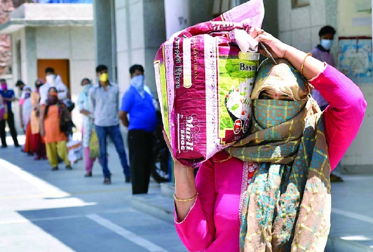 Delhi prohibits exiting the house without mask