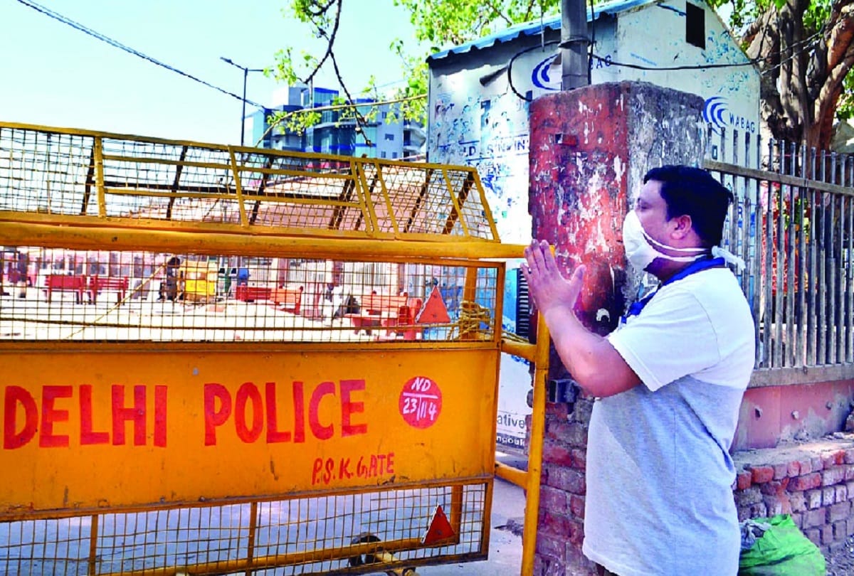 Pooja after opening gates of temple in East Delhi FIR on the owner of the building