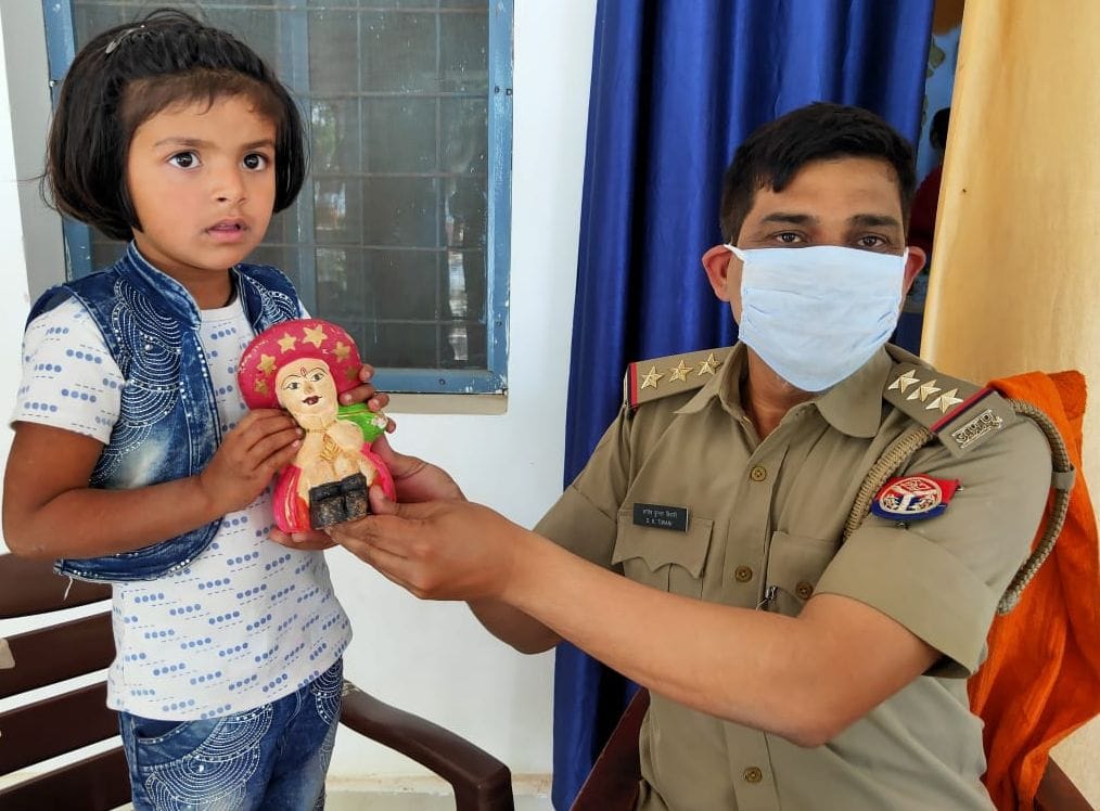hardoi kids know about poor