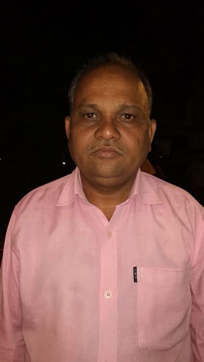 Ramavatar Mishra serving unmatched, destitute in  in Lock down