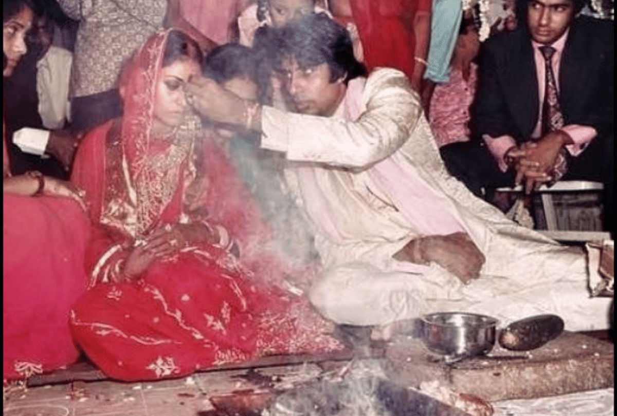 Jaya Bachchan Birthday Special How she get Married With Amitabh Bachchan