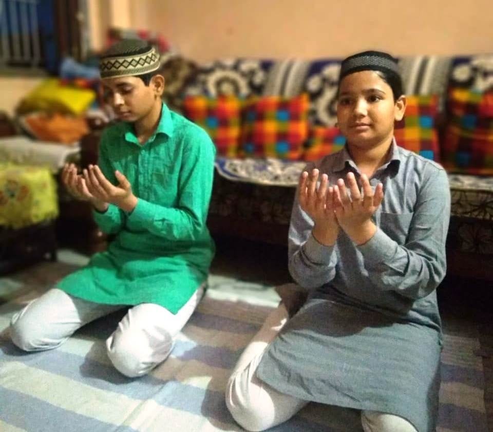 Hathras: requesting God to forgive sins by worshiping