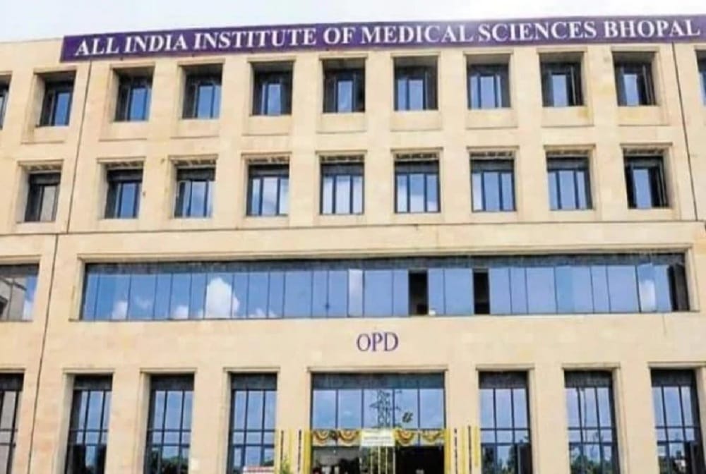 Abused and thrashed by cops, allege junior doctors in letter to Director of AIIMS-Bhopal