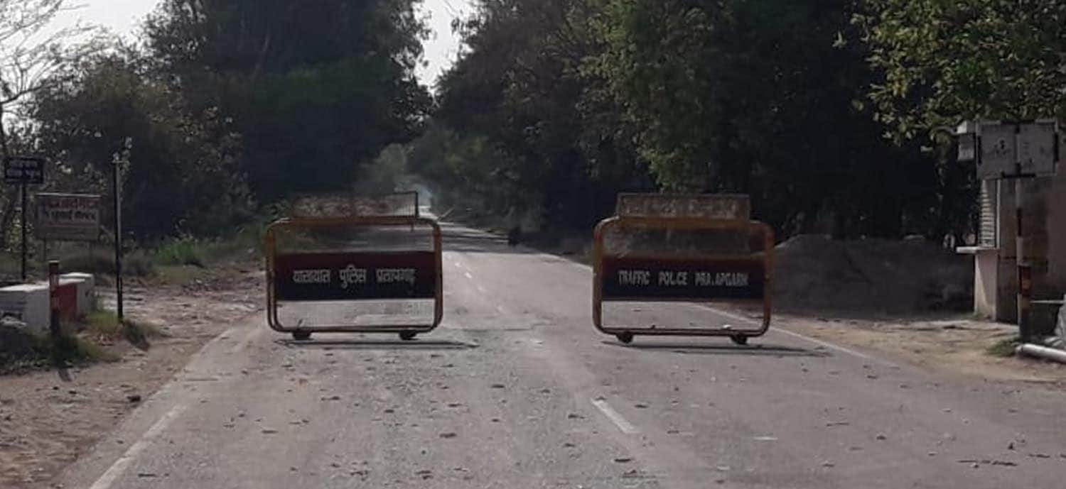 CoronsVirus: Darewa Bazar Seal, Police guarded