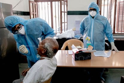 India China Tension: Doctors, Police and Army fighting enemies of Countries