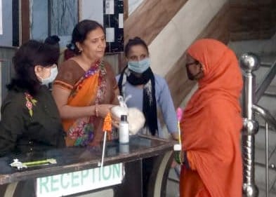 Extend hands to provide ration to the needy