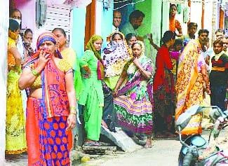 Fire in house due to gas cylinder explosion in Ganesanagar