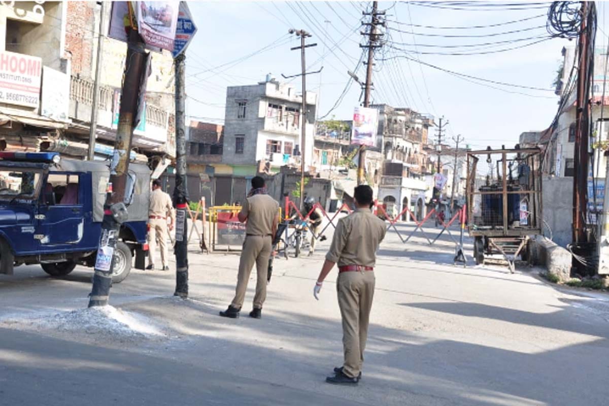Coronavirus saharanpur update news: Police deployed at every step in seal area in Saharanpur