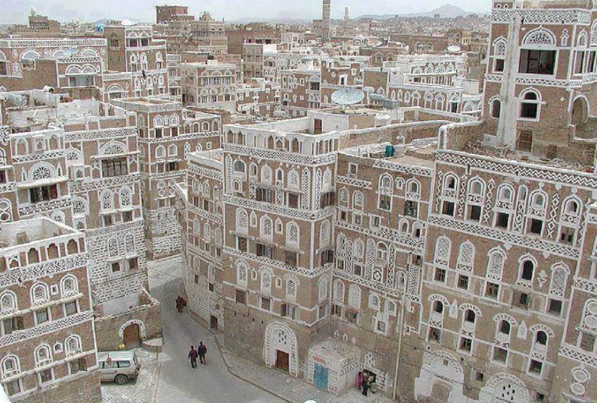 Ancient Mud Skyscraper City Shibam is the Manhattan of the Desert