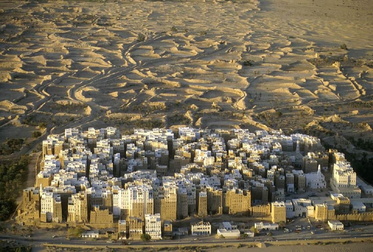 Ancient Mud Skyscraper City Shibam is the Manhattan of the Desert