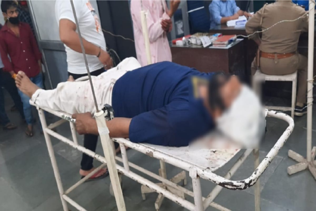 Conflict and firing between in two side in a village and four people injured at Muzaffarnagar