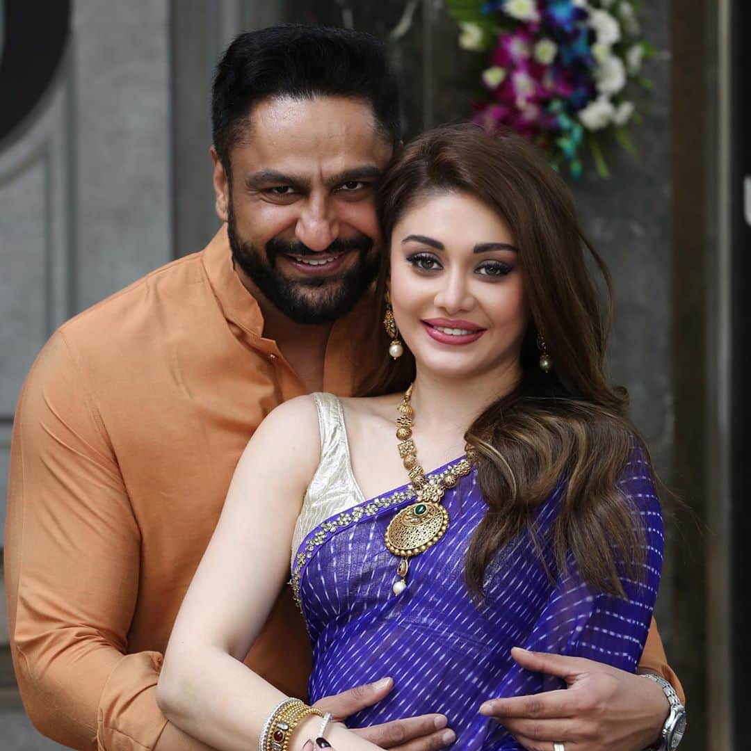 shefali and parag holi celebration in hindi