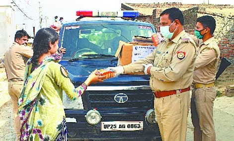 Karampur Case: Threatened those who attacked the outpost .. fed the hungry