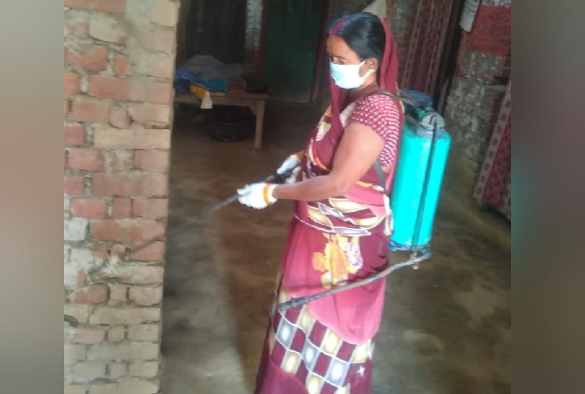 Cleaner special story doing hard work during Lockdown in Gorakhpur