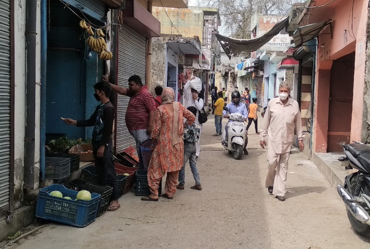 Stationery, Book shops will now be open in curfew relaxation, relief to students