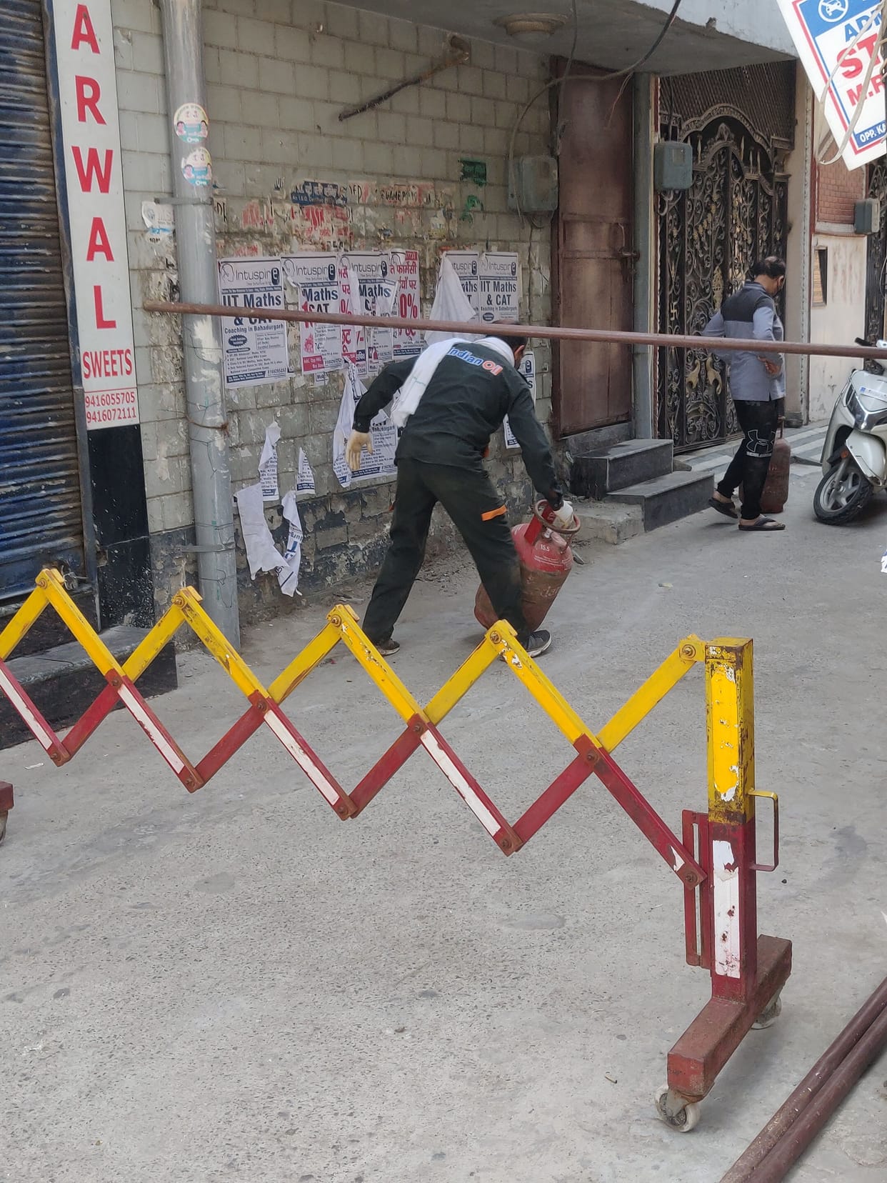 Till 23 april sealed darmpura street.