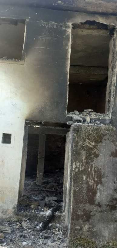 Chaotic elements set fire to a two-story house