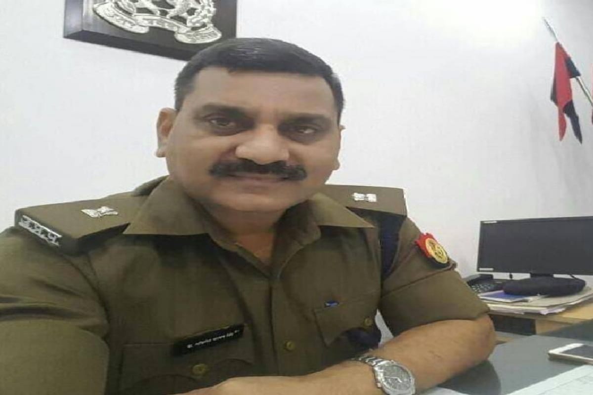 Corona Update, Attacked on health department team in Meerut