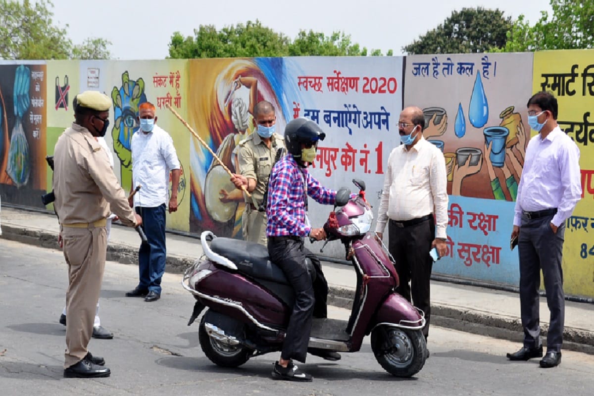Corona Update, Police has taken action against people for violating lockdown in Saharanpur