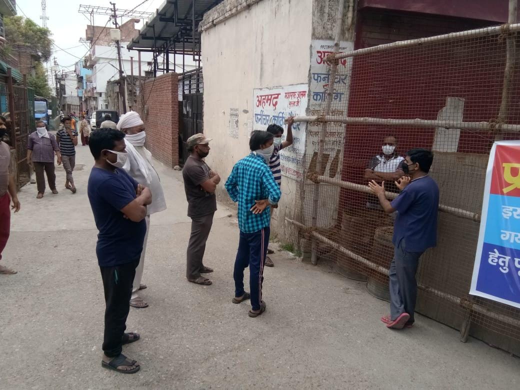 Corona in Uttarakhand latest news : dehradun laxman chowk area became containment zone