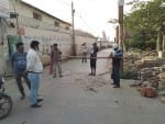 हाथरस: सासनी के नया बिजलीघर क्षेत्र में जमातियों के ठहरने के बाद एहतियातन बैरीकेडिंग लगाकर कराई ?