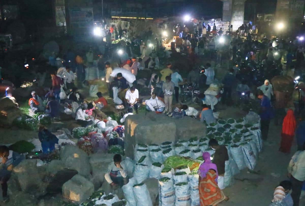 Kanpur Lockdown News in Hindi, Vegetable market at night in kanpur