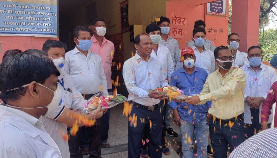 Shri Dnyaneshwar Seva Dal honored Karma warriors