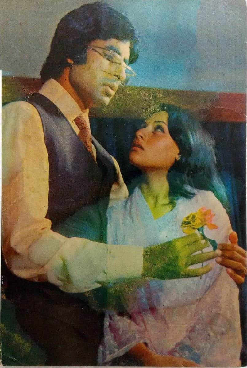 Chupke Chupe released on april 11 1975 before sholay dharmendra   Amitabh bachchan jaya bhaduri film